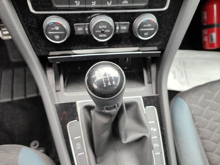 Photo 33 VIN: WVWZZZAUZLW103995 - VOLKSWAGEN GOLF 