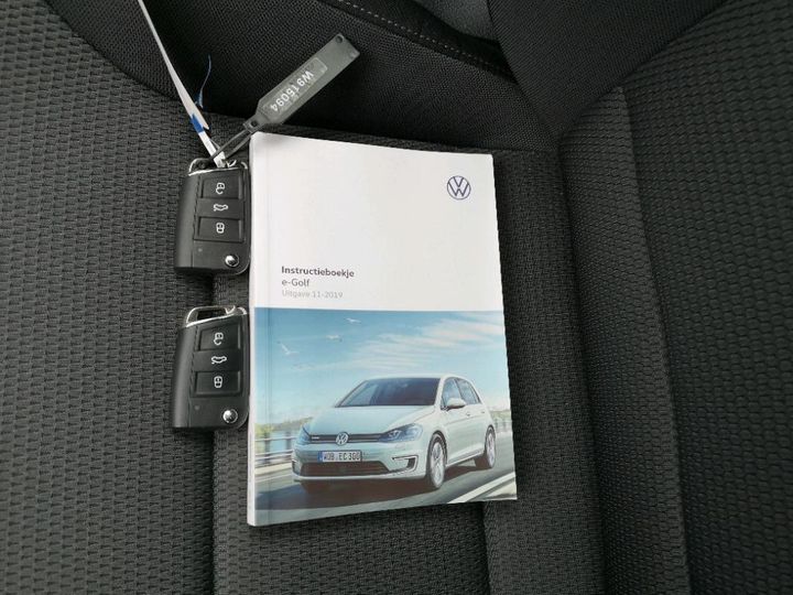 Photo 10 VIN: WVWZZZAUZLW915094 - VOLKSWAGEN E-GOLF 