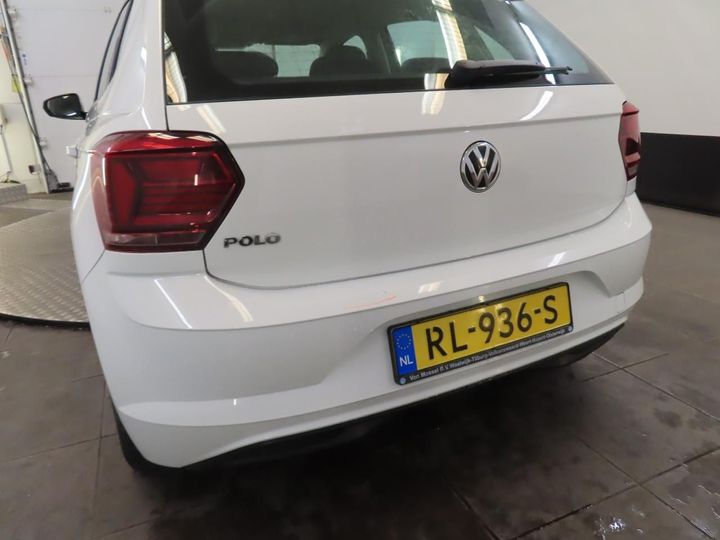 Photo 17 VIN: WVWZZZAWZJY053240 - VOLKSWAGEN POLO 