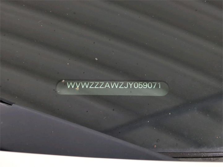 Photo 7 VIN: WVWZZZAWZJY059071 - VOLKSWAGEN POLO 