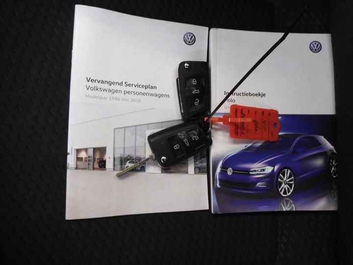 Photo 10 VIN: WVWZZZAWZJY078942 - VOLKSWAGEN POLO 