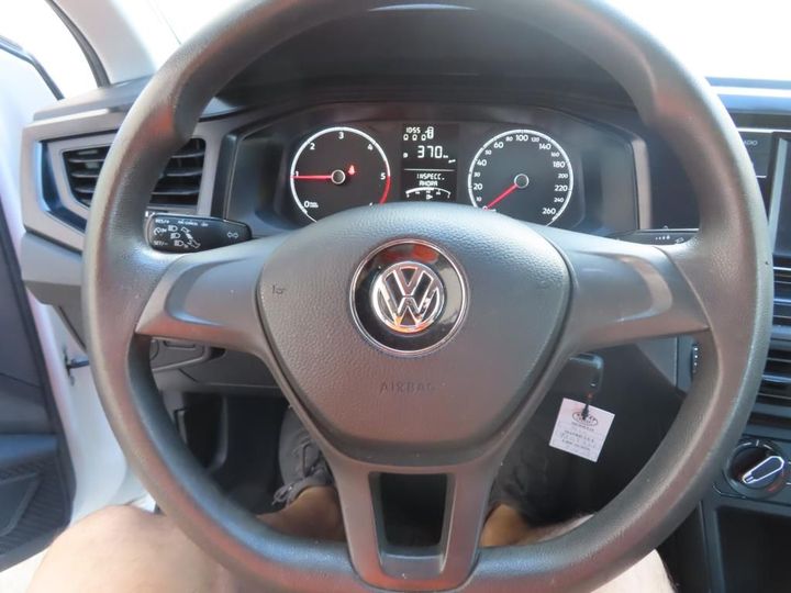 Photo 17 VIN: WVWZZZAWZJY110399 - VOLKSWAGEN POLO 