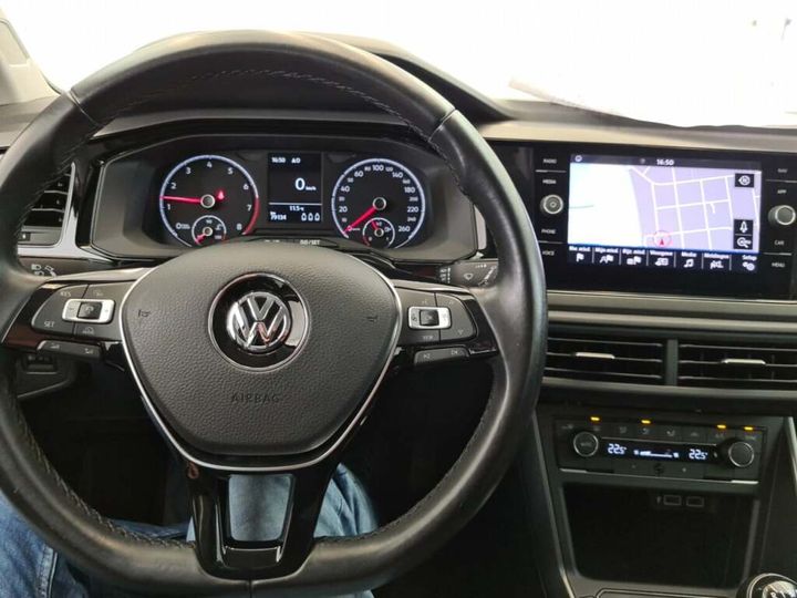 Photo 10 VIN: WVWZZZAWZJY110984 - VOLKSWAGEN POLO 