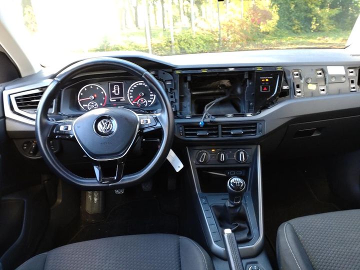 Photo 6 VIN: WVWZZZAWZJY138236 - VOLKSWAGEN POLO 