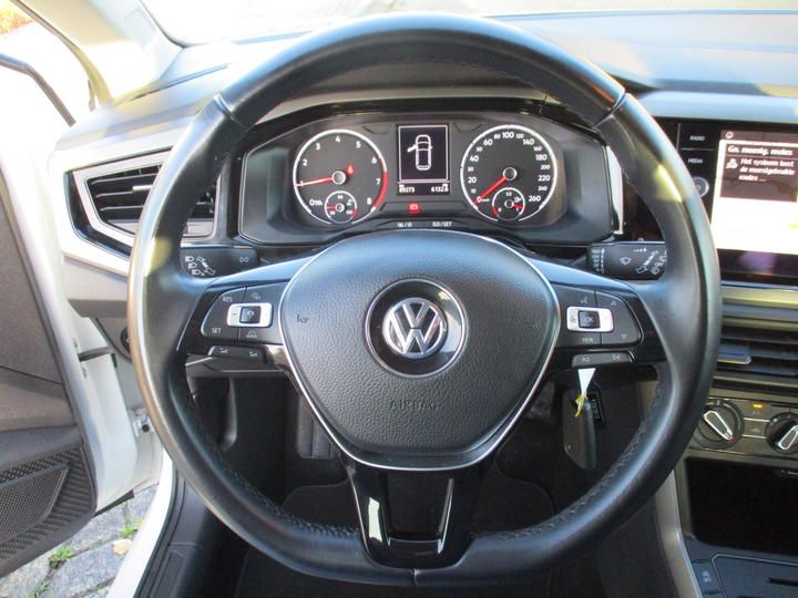 Photo 15 VIN: WVWZZZAWZJY207512 - VOLKSWAGEN POLO 