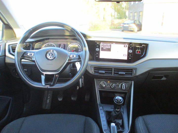 Photo 4 VIN: WVWZZZAWZJY207512 - VOLKSWAGEN POLO 