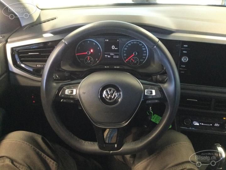 Photo 10 VIN: WVWZZZAWZKU057742 - VOLKSWAGEN POLO 