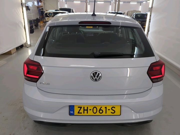 Photo 8 VIN: WVWZZZAWZKU070698 - VOLKSWAGEN POLO 