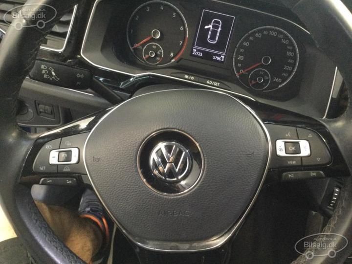 Photo 5 VIN: WVWZZZAWZKU079589 - VOLKSWAGEN POLO 