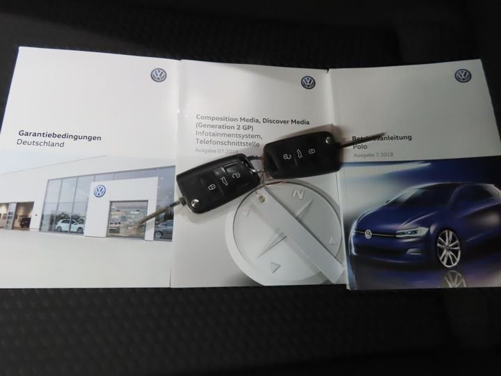 Photo 3 VIN: WVWZZZAWZKY018716 - VOLKSWAGEN POLO 