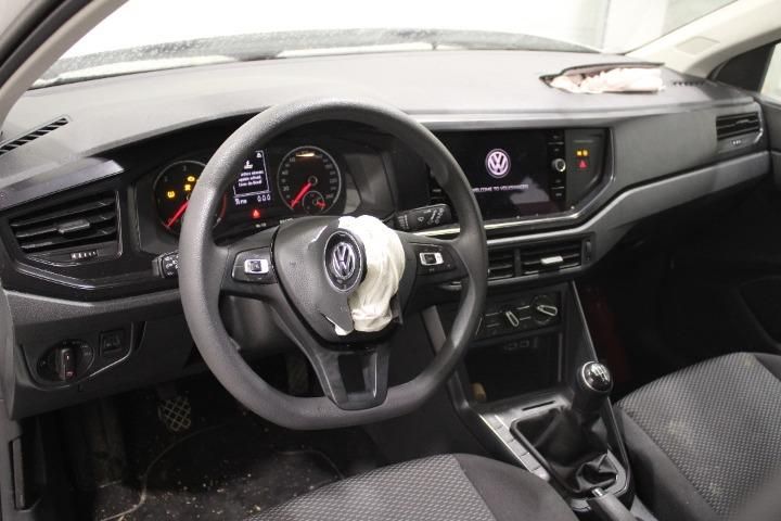 Photo 10 VIN: WVWZZZAWZKY113767 - VOLKSWAGEN POLO 