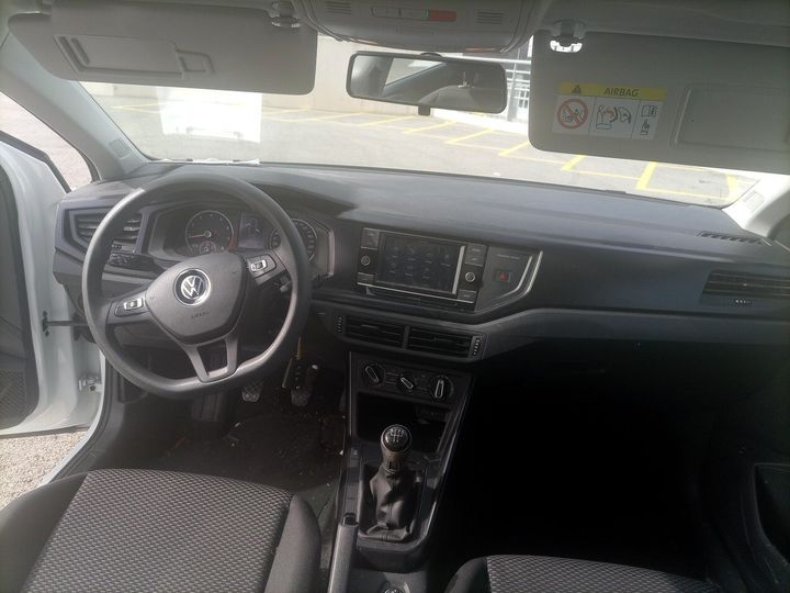 Photo 37 VIN: WVWZZZAWZMY029369 - VOLKSWAGEN POLO 