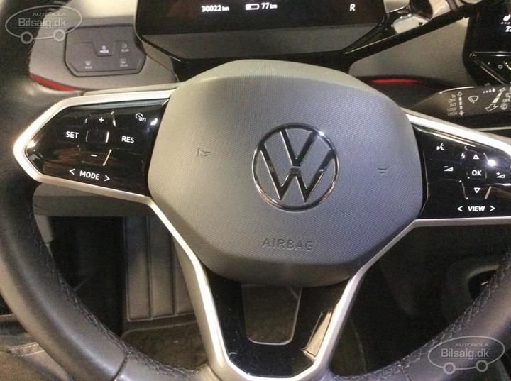 Photo 4 VIN: WVWZZZE1ZMP071458 - VOLKSWAGEN ID.3 HATCHBACK 