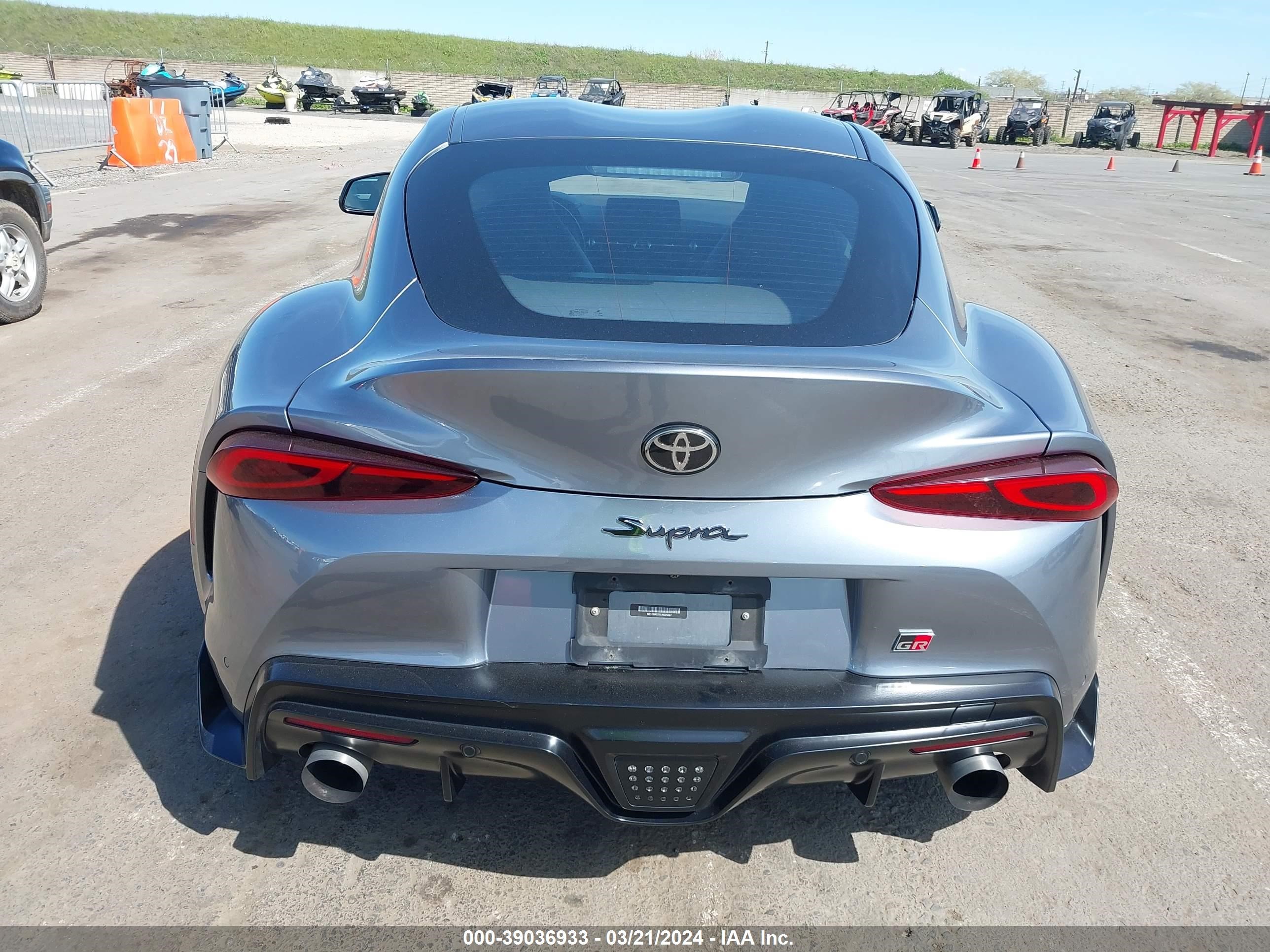 Photo 14 VIN: WZ1DB4C01LW025667 - TOYOTA SUPRA 