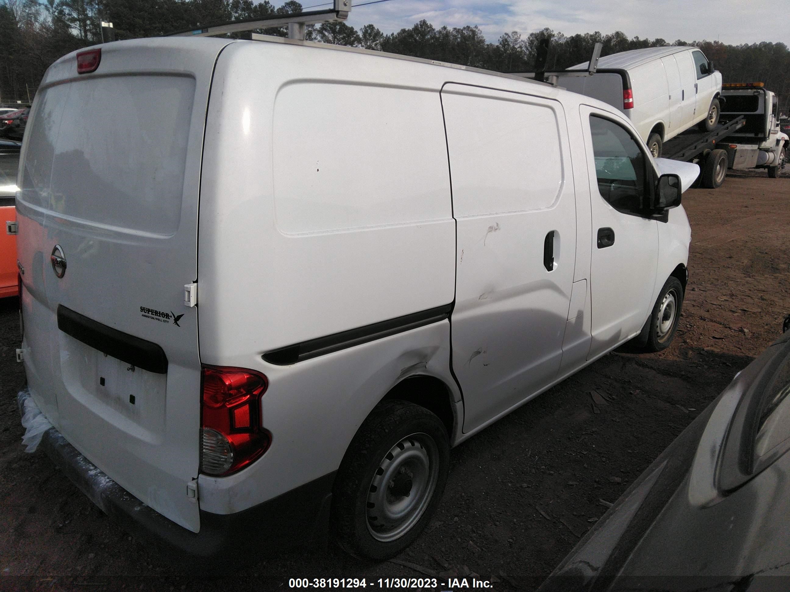 Photo 3 VIN: X3N6CM0KN5JK02140 - NISSAN NV200 