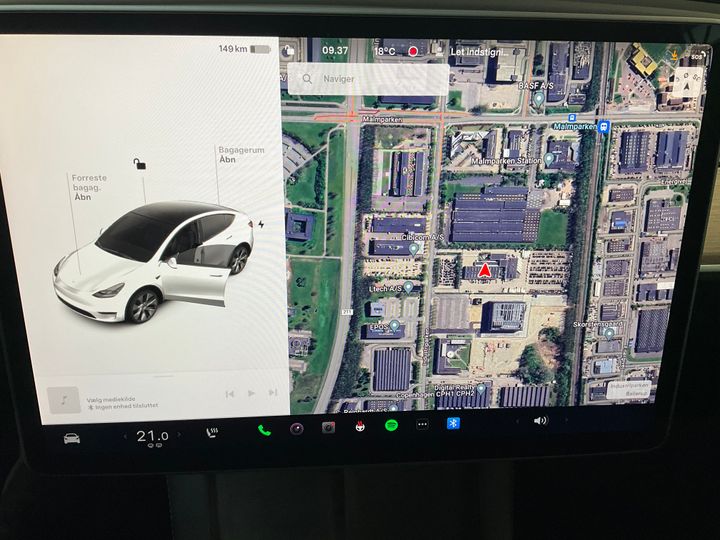 Photo 11 VIN: XP7YGCEK6PB085074 - TESLA MODEL Y 