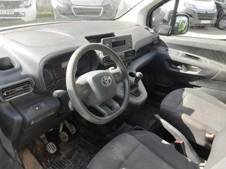 Photo 12 VIN: YAREFYHYCGJ968817 - TOYOTA PROACE 