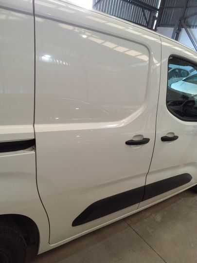 Photo 2 VIN: YAREFYHYCGJ970517 - TOYOTA PROACE 