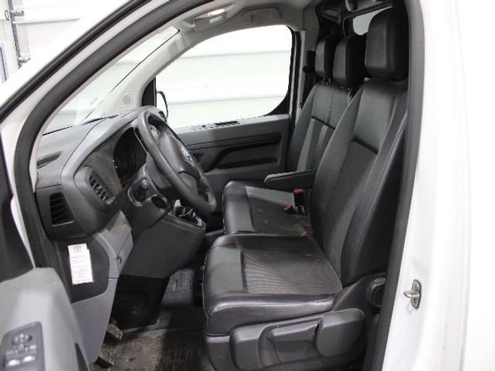 Photo 8 VIN: YARVBBHVBGZ031755 - TOYOTA PROACE PANEL VAN 