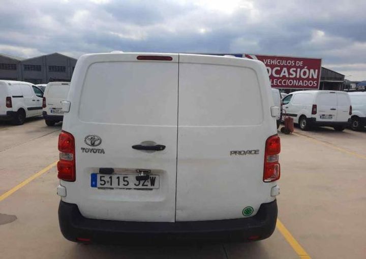 Photo 11 VIN: YARVBBHVBGZ096815 - TOYOTA PROACE 