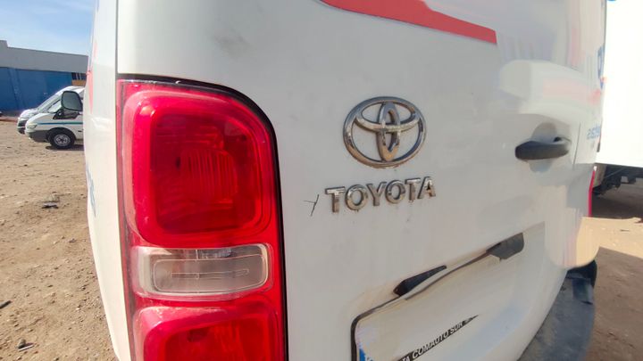 Photo 13 VIN: YARVBBHVBGZ097955 - TOYOTA PROACE 