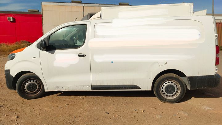 Photo 4 VIN: YARVBBHVBGZ097955 - TOYOTA PROACE 