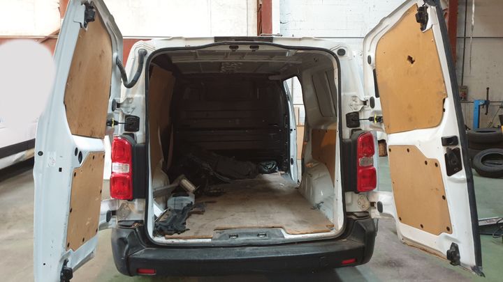 Photo 7 VIN: YARVBBHVBGZ098142 - TOYOTA PROACE 