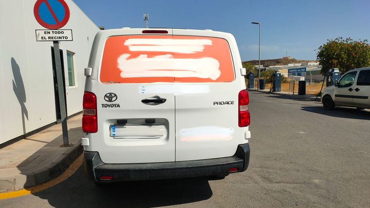 Photo 3 VIN: YARVBBHVBGZ113570 - TOYOTA PROACE 