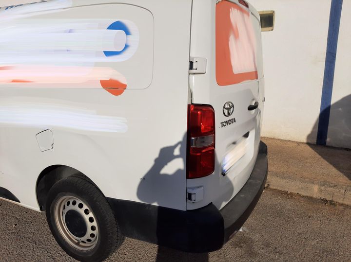 Photo 3 VIN: YARVBBHVBGZ113889 - TOYOTA PROACE 