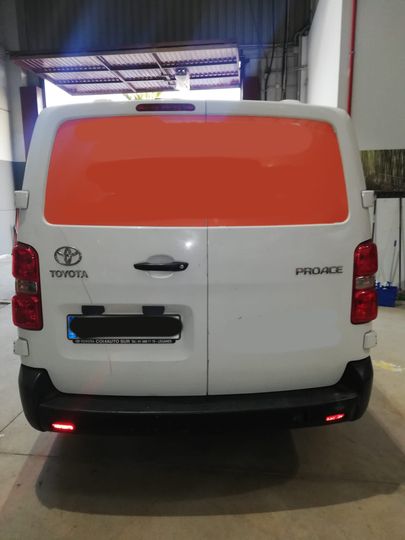 Photo 4 VIN: YARVBBHVBGZ119030 - TOYOTA PROACE 