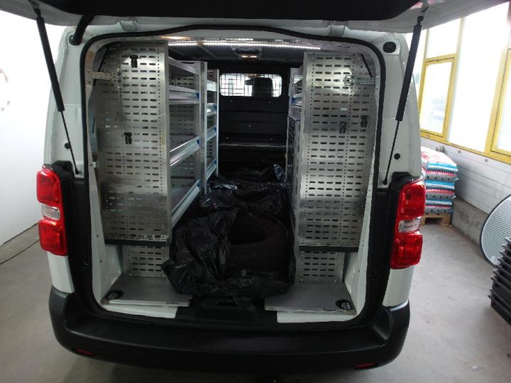 Photo 8 VIN: YARVBBHXHGZ124817 - TOYOTA PROACE 