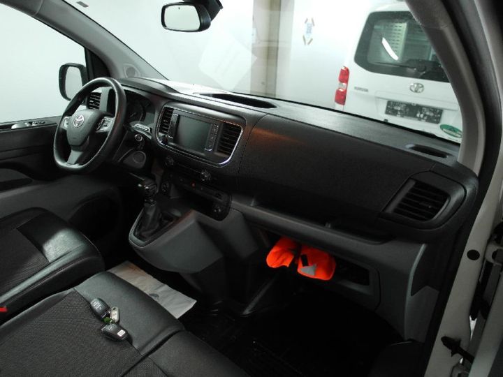 Photo 2 VIN: YARVBBHXHGZ131488 - TOYOTA PROACE 