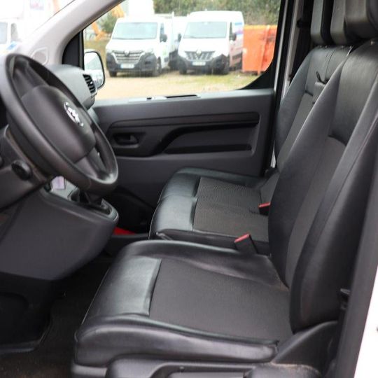 Photo 34 VIN: YARVBBHXHGZ143152 - TOYOTA PROACE 