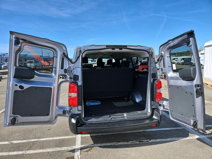 Photo 4 VIN: YARVEAHXKGZ170817 - TOYOTA PROACE 