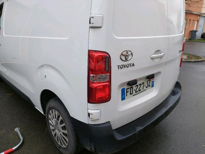 Photo 21 VIN: YARVFAHHWGZ142912 - TOYOTA PROACE 