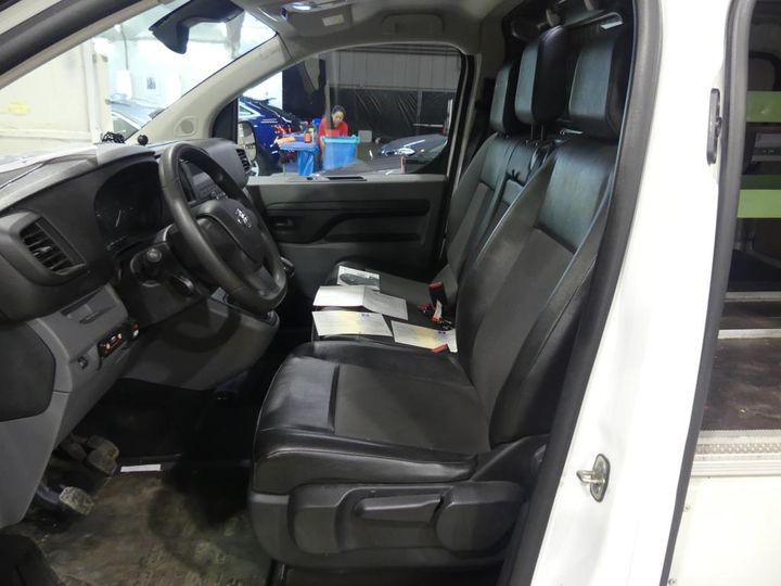 Photo 8 VIN: YARVFAHKHGZ108658 - TOYOTA PROACE 