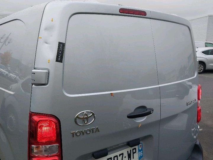 Photo 33 VIN: YARVFAHKHGZ108893 - TOYOTA PROACE 