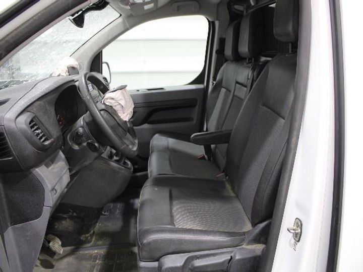 Photo 9 VIN: YARVFAHKHGZ137407 - TOYOTA PROACE PANEL VAN 