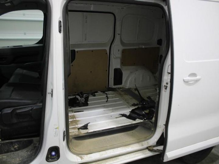 Photo 17 VIN: YARVFAHKHGZ137407 - TOYOTA PROACE PANEL VAN 