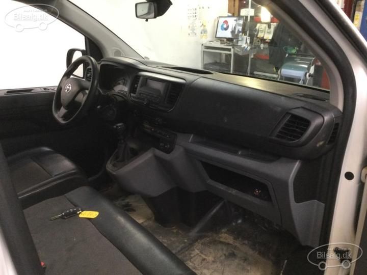 Photo 10 VIN: YARVFAHKKGZ157367 - TOYOTA PROACE PANEL VAN 