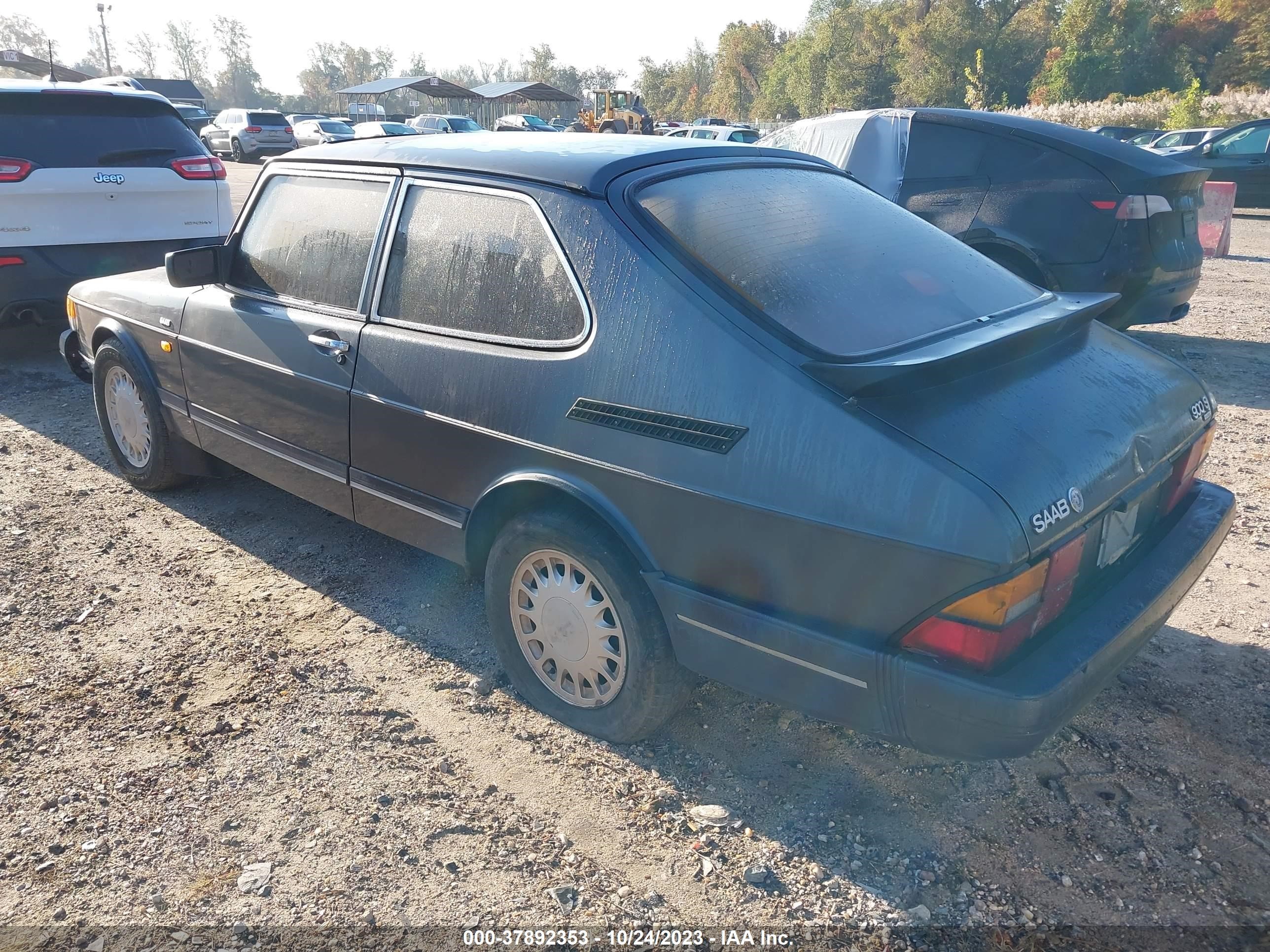 Photo 2 VIN: YS3AK35D1L5003890 - SAAB 900 