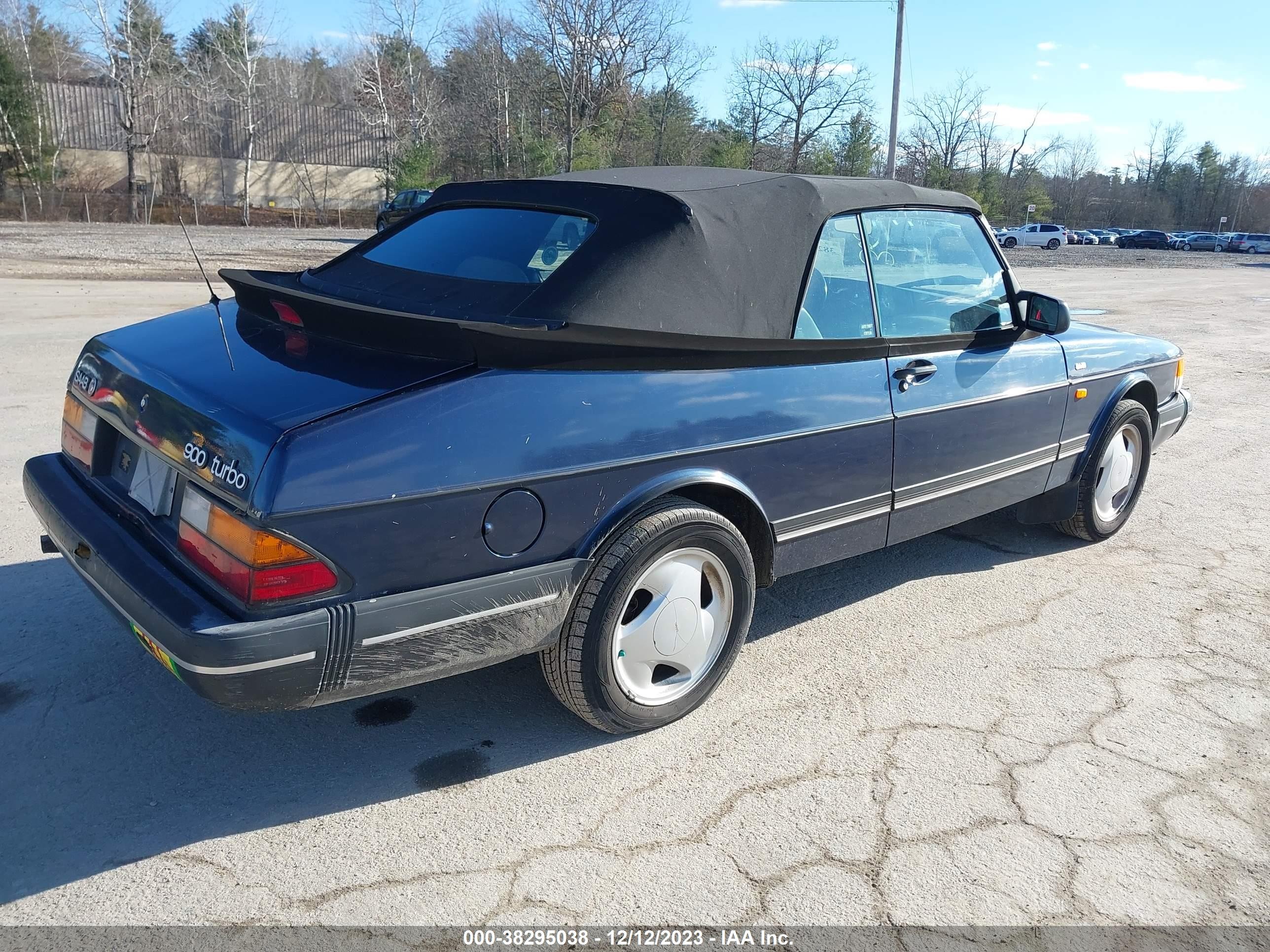 Photo 3 VIN: YS3AL76L7R7001486 - SAAB 900 