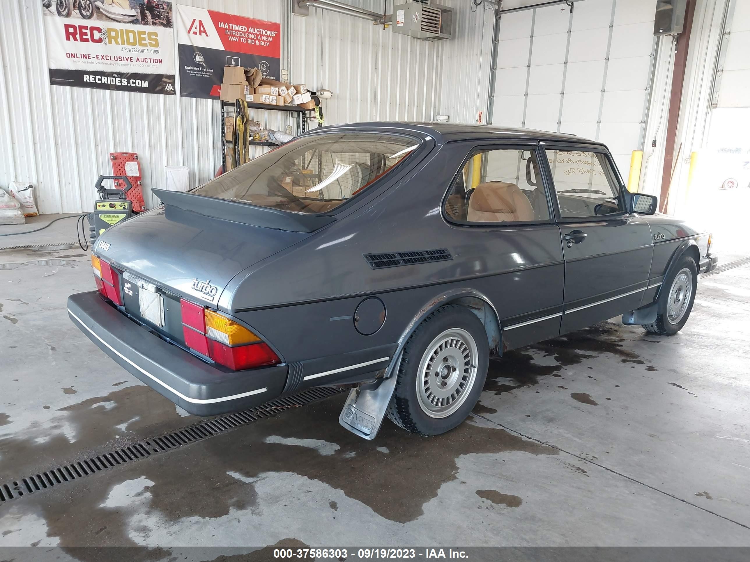 Photo 3 VIN: YS3AT35S5E1009536 - SAAB 900 