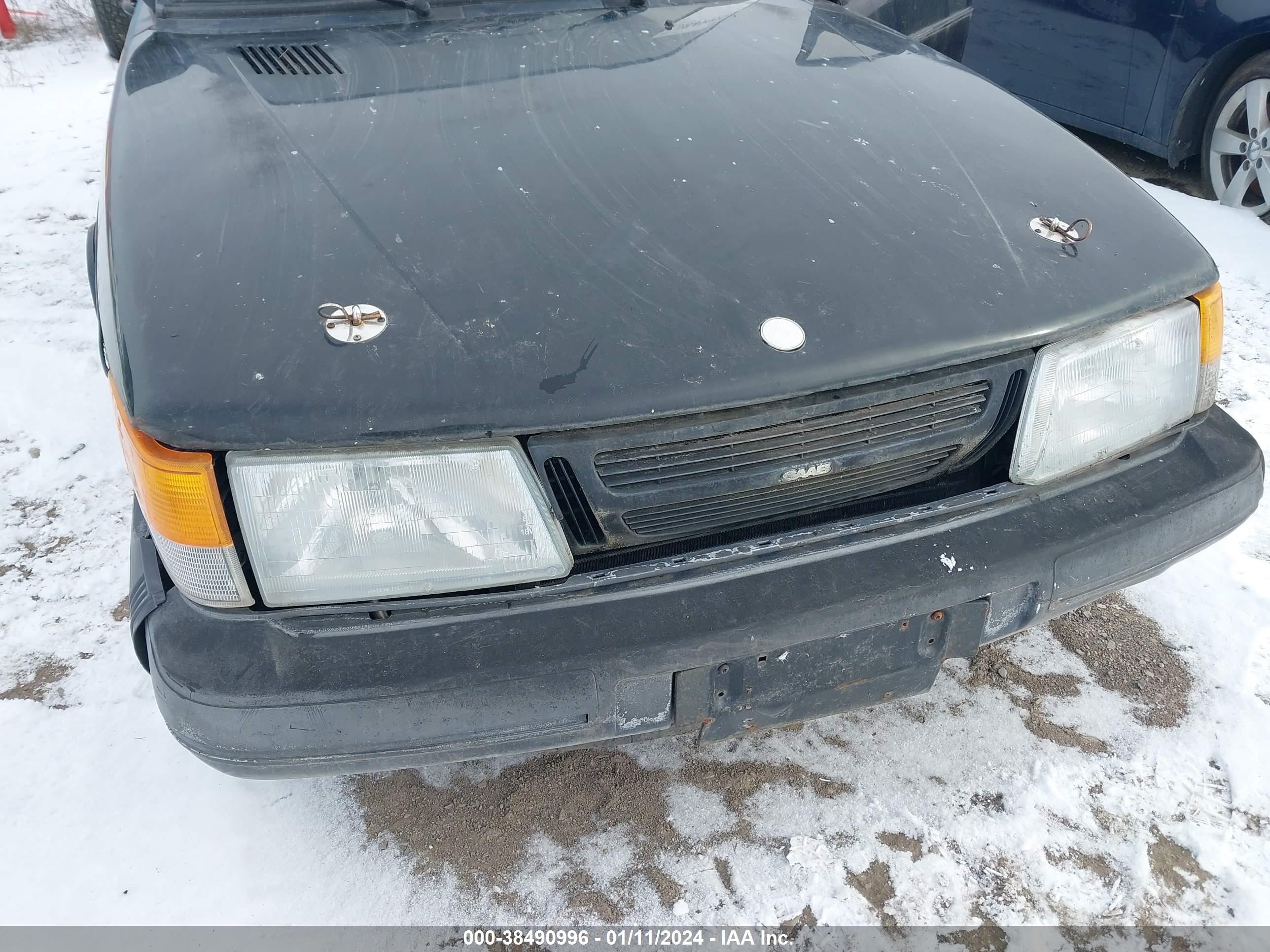 Photo 5 VIN: YS3AT46L1K7000242 - SAAB 900 