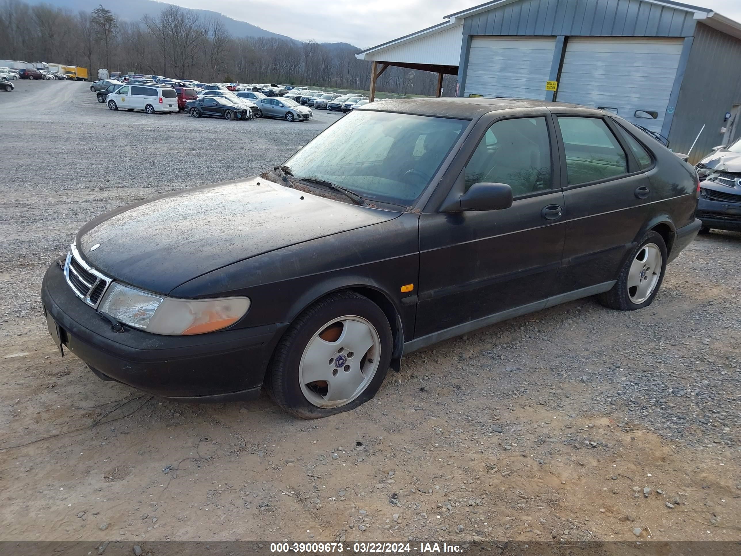 Photo 1 VIN: YS3DF58N0V2001182 - SAAB 900 