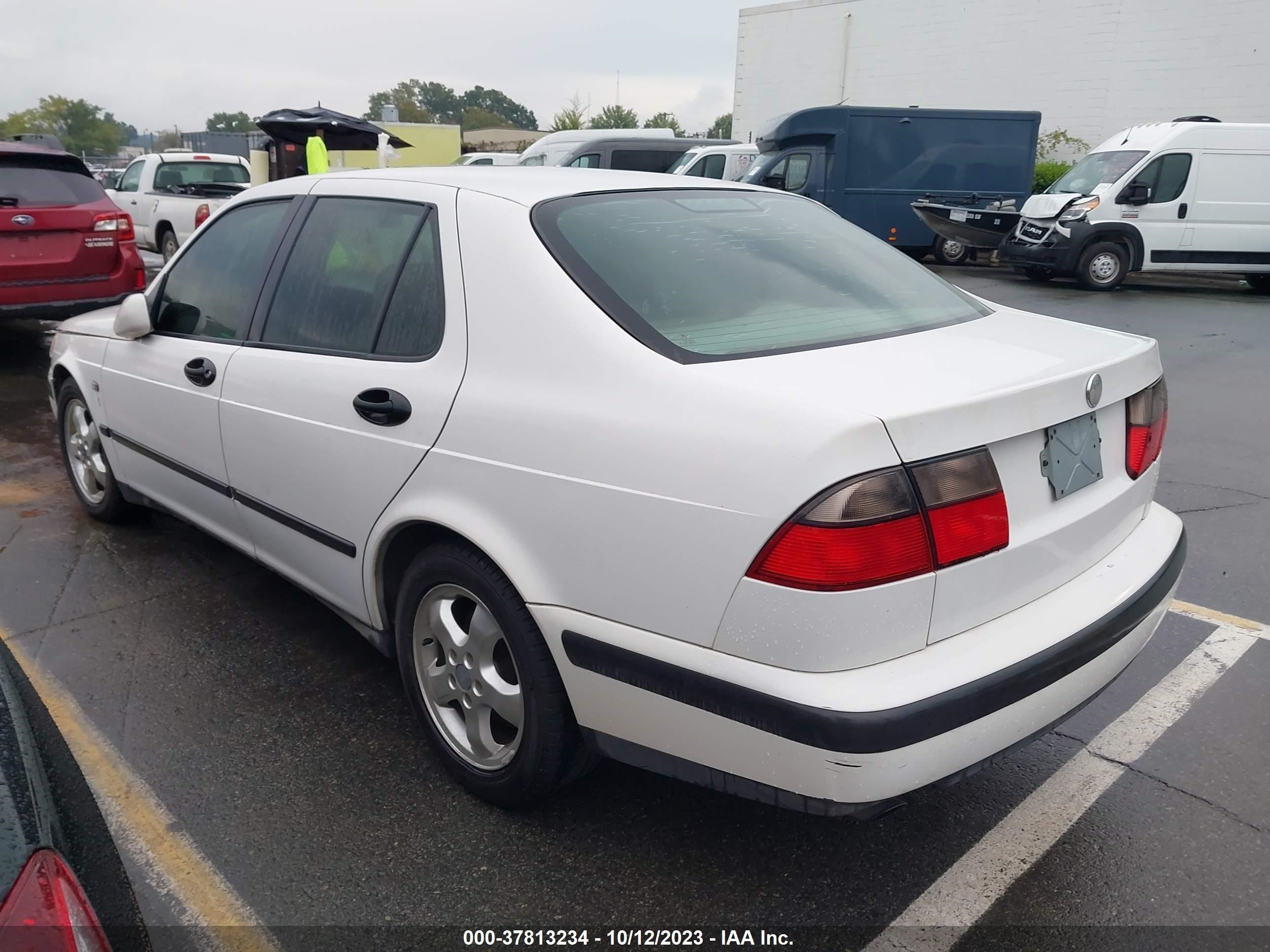 Photo 2 VIN: YS3EF48Z5X3041823 - SAAB 9-5 