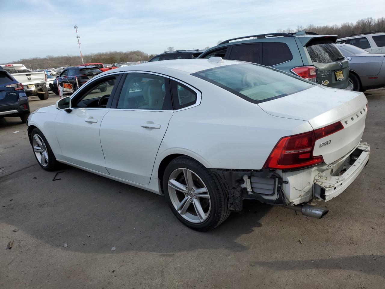 Photo 1 VIN: YV1102AK4H1006366 - VOLVO S90 