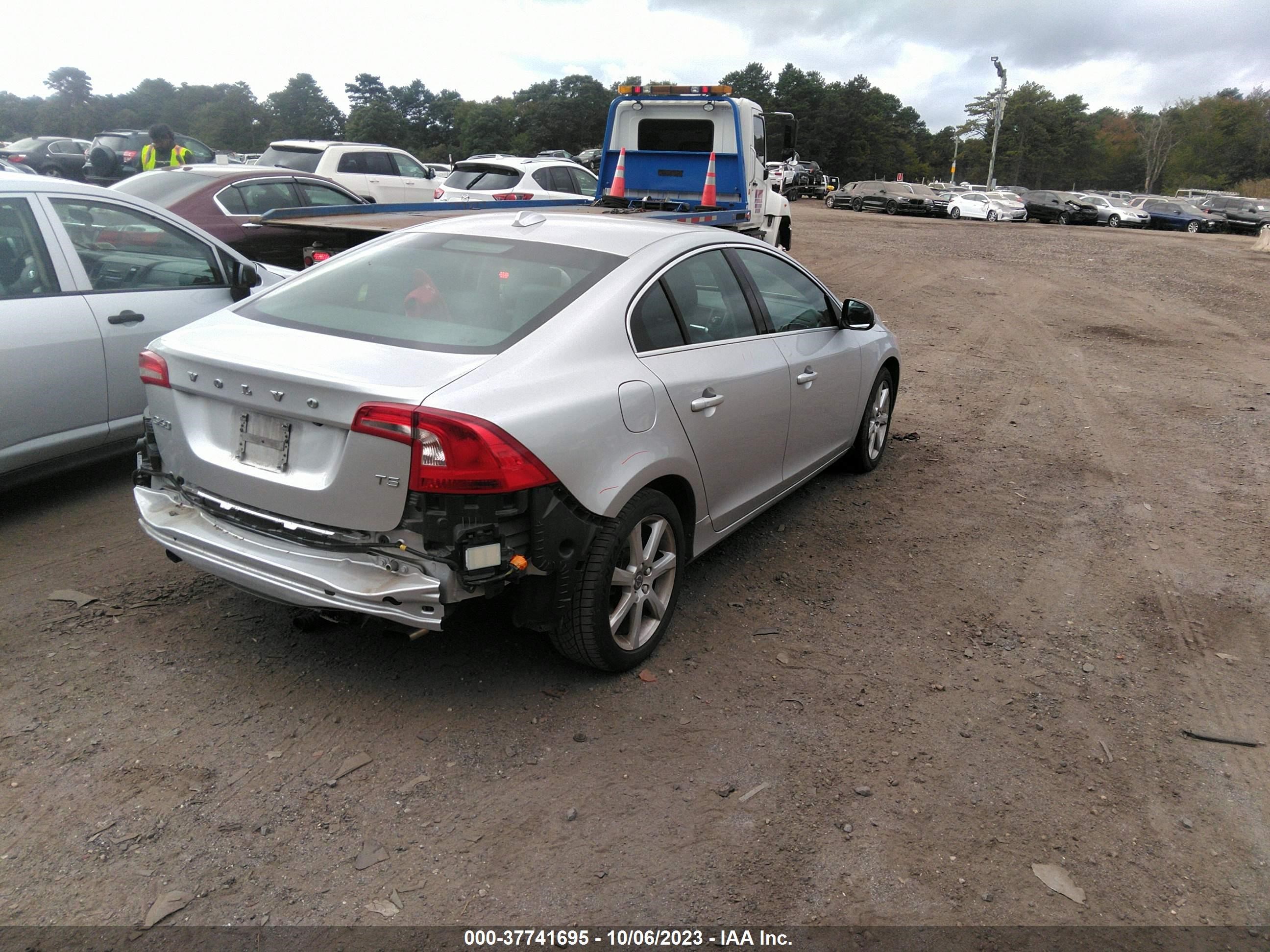 Photo 3 VIN: YV126MFK2G2408659 - VOLVO S60 