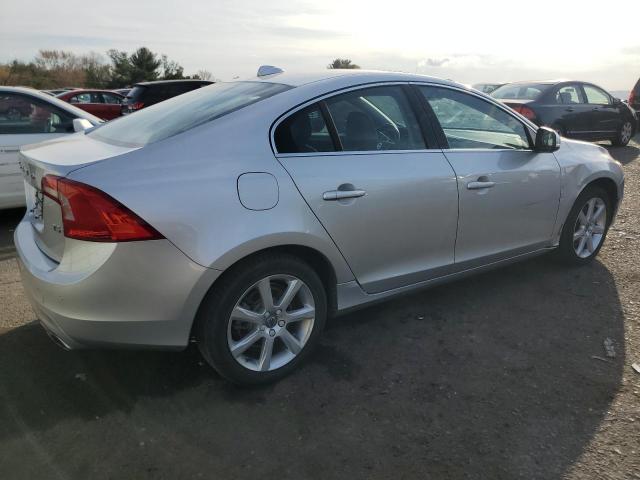 Photo 2 VIN: YV126MFK6G2411810 - VOLVO S60 PREMIE 