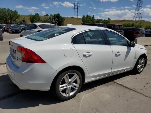 Photo 2 VIN: YV126MFK7F1355638 - VOLVO S60 PREMIE 